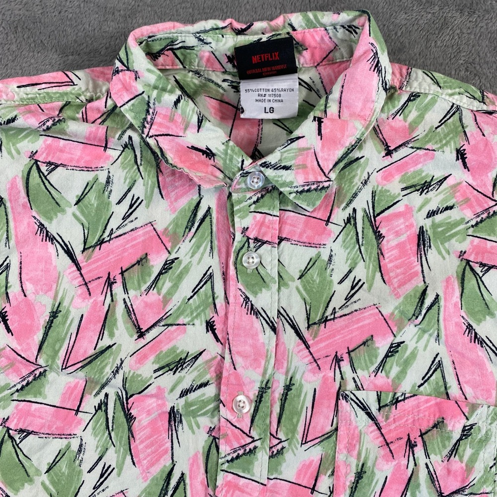 Stranger Things Netflix Button Down Men LG Pink Hopper Shirt 80s Retro Geek Nerd - Picture 3 of 9